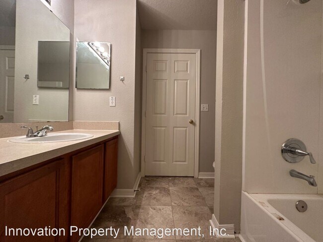 Building Photo - 3 br, 2 bath House - 625 Llama Drive