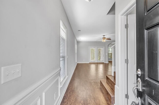 Building Photo - 4 Bed/2.5 Bath in Summer Hill at Mainstreet