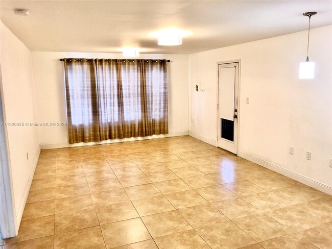Foto del edificio - 10440 SW 156th Ct