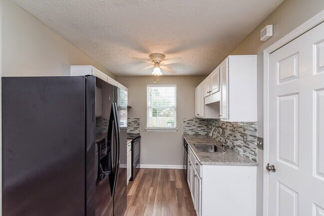 Foto del edificio - 101 Edgehill Ln