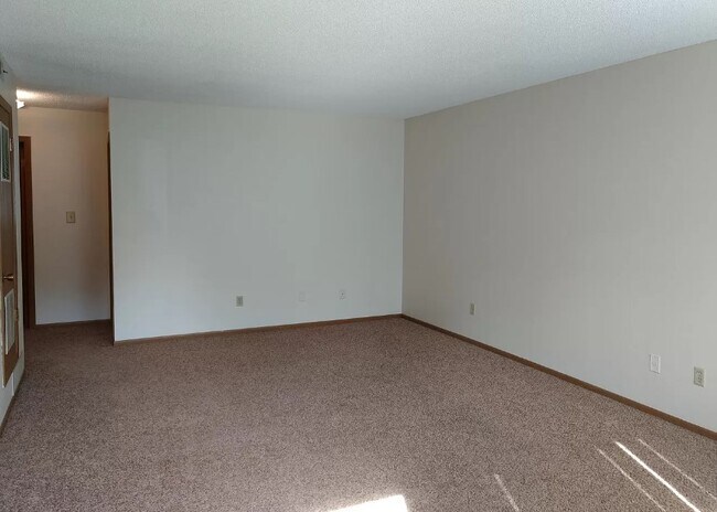 Building Photo - 2928 N 51st St