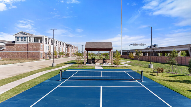 Cancha de Pickle Ball - Tribeca Townhomes