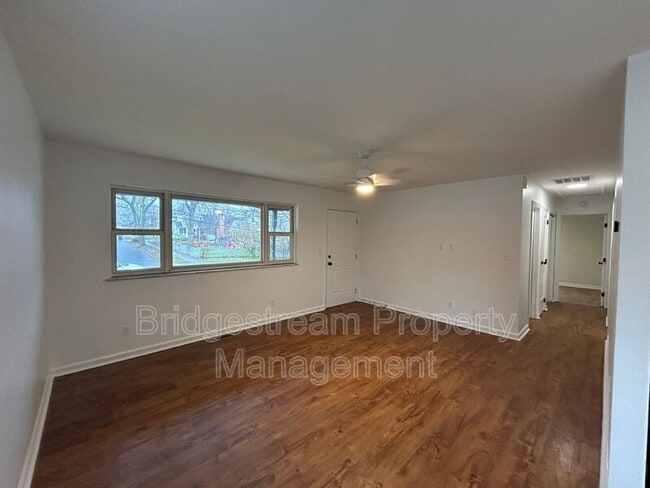 Building Photo - 1519 Woodley Rd