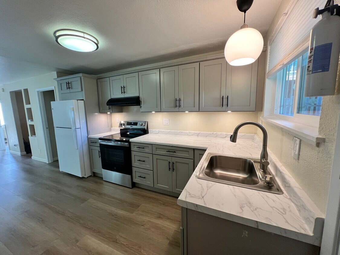 Foto principal - 3246 Magnolia St