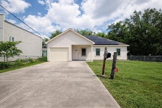 Building Photo - 3509 Wilmington St