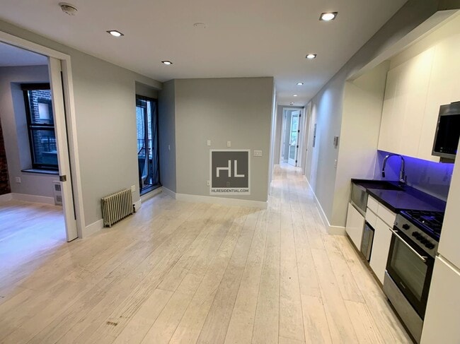 Building Photo - Stanton Street