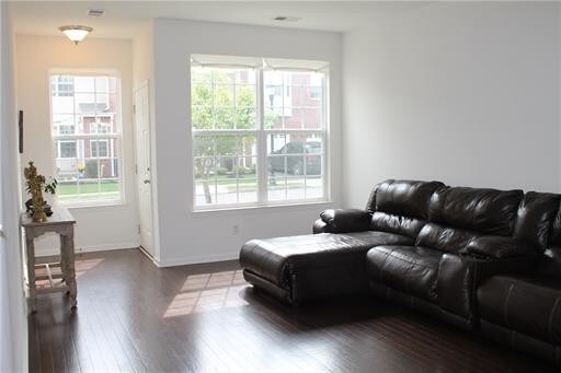 Foto del edificio - 2419 Canterbury Ln