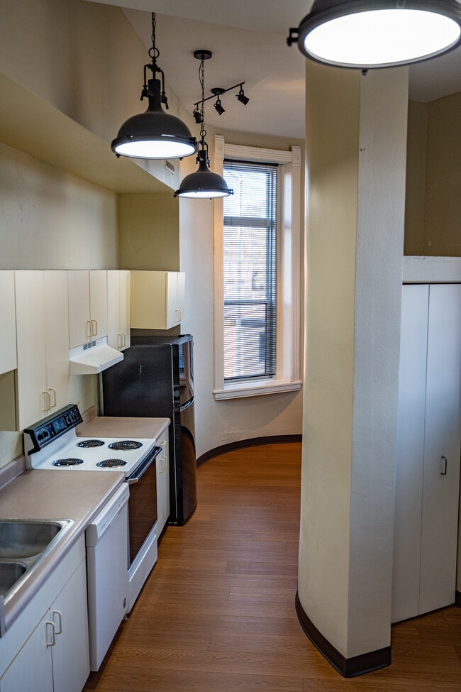 Apt 205 - The Lofts At City Hall