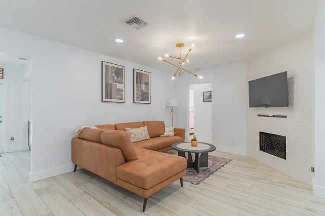 Foto del edificio - 1520 NE 16th Ave