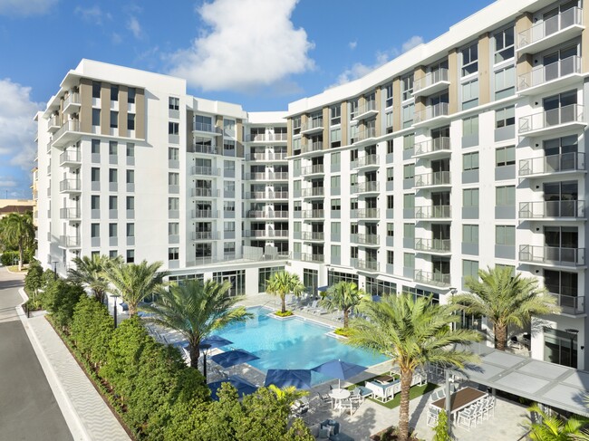 Foto del edificio - The Marc at Palm Beach Gardens