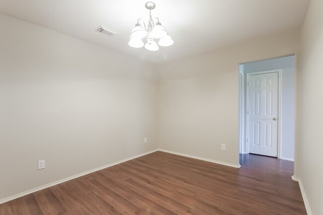 Building Photo - 12114 English Brook Cir