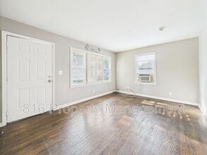 Building Photo - 6149 Agnes Ave