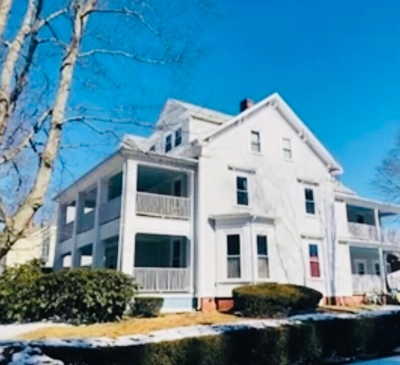 84 Walker St Unit 2, Newton, MA 02460 Room for Rent in Newton, MA