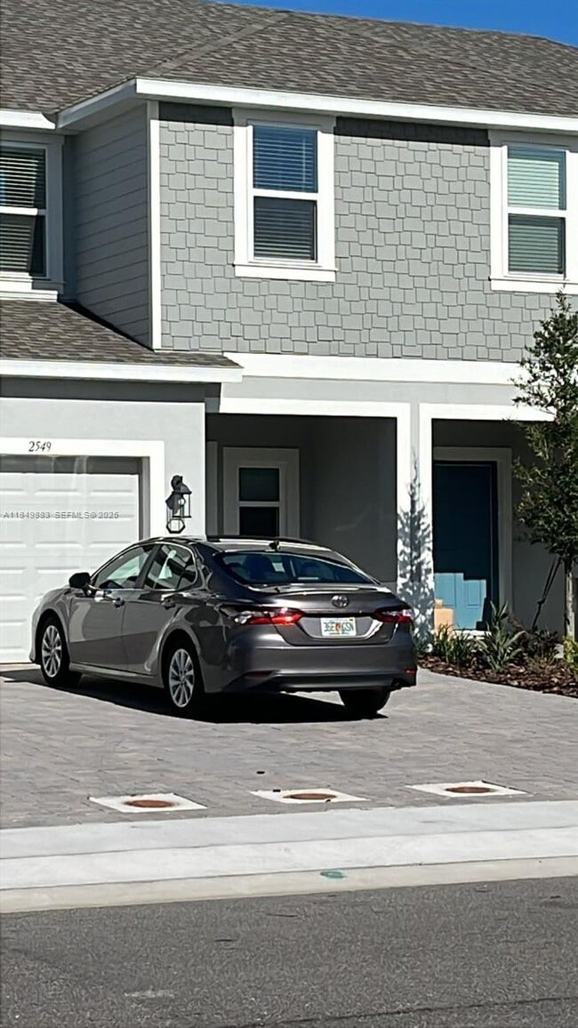 Building Photo - 2565 Penguin Blvd