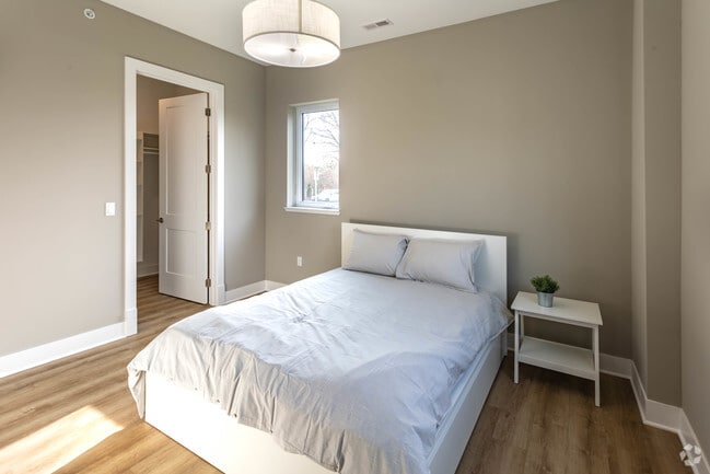 1 BR, 1 BA - 868 SF - Cedar Valley Luxury Apartments