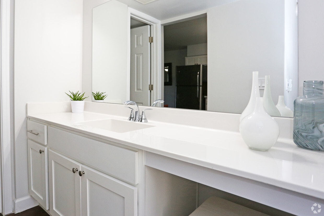 Arcadia Gardens - 3101 N 32nd St Phoenix, AZ 85018 | Apartments.com