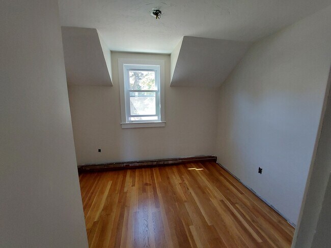 Third bedroom/office - 1 Dunklee St