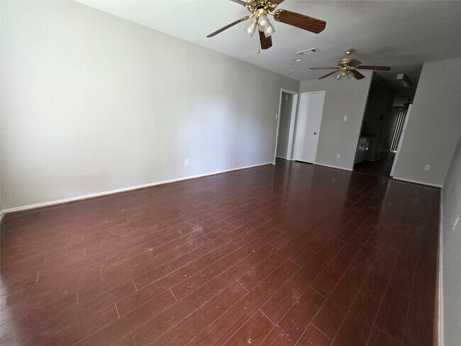Foto del edificio - 12742 Shannon Hills Dr