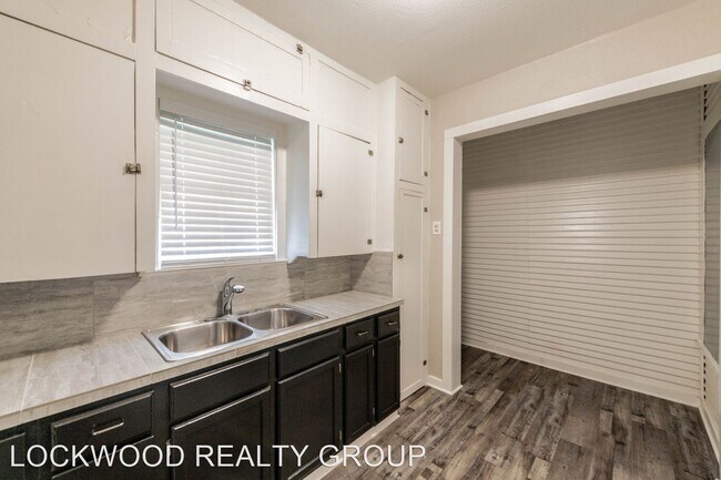 Foto del edificio - 1 br, 1 bath House - 820 W HILDEBRAND