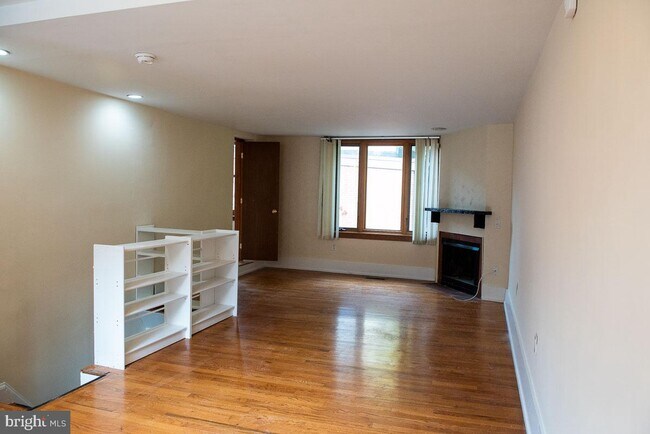 Foto del edificio - 1102 Manning St