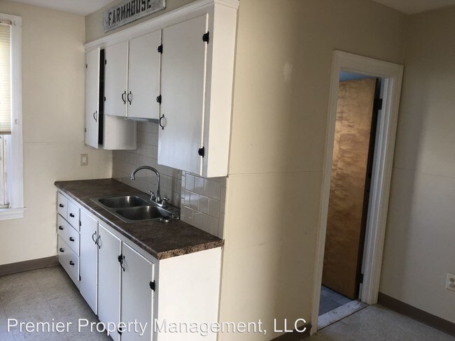 Building Photo - 2 br, 1 bath Apartment - 54 Tucker St