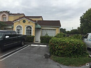 Building Photo - 6710 NW 166th Terrace