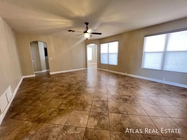 Foto del edificio - 9991 N High Meadow Trail