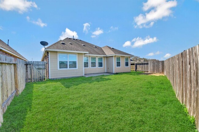 Building Photo - 5210 Lakota Trail