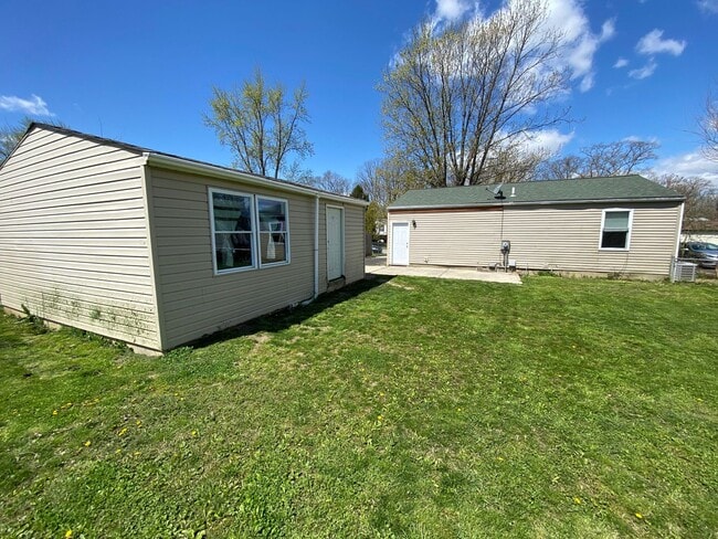 Building Photo - 5009 Cherry Creek Pkwy S