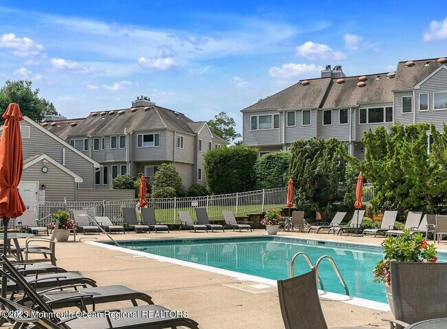 Foto del edificio - 204 Ambassador Dr