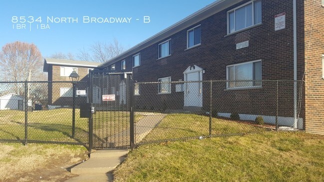 Foto del edificio - 8534 N Broadway