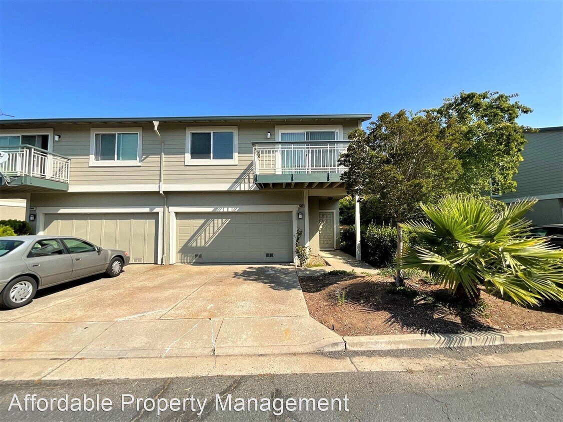 Primary Photo - 2 br, 2 bath House - 25092 Vista Greens Court