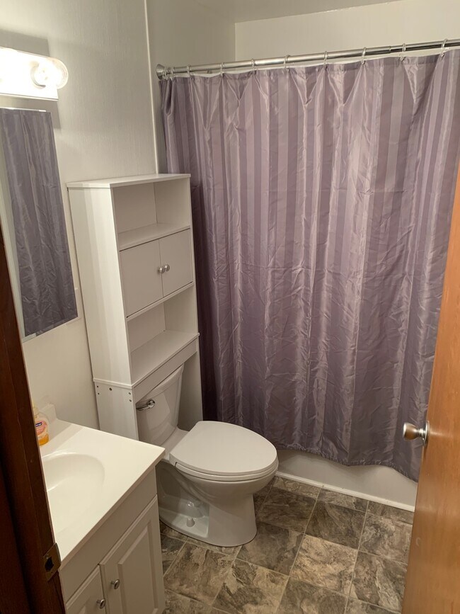 Bathroom - 1740 S Park Ave