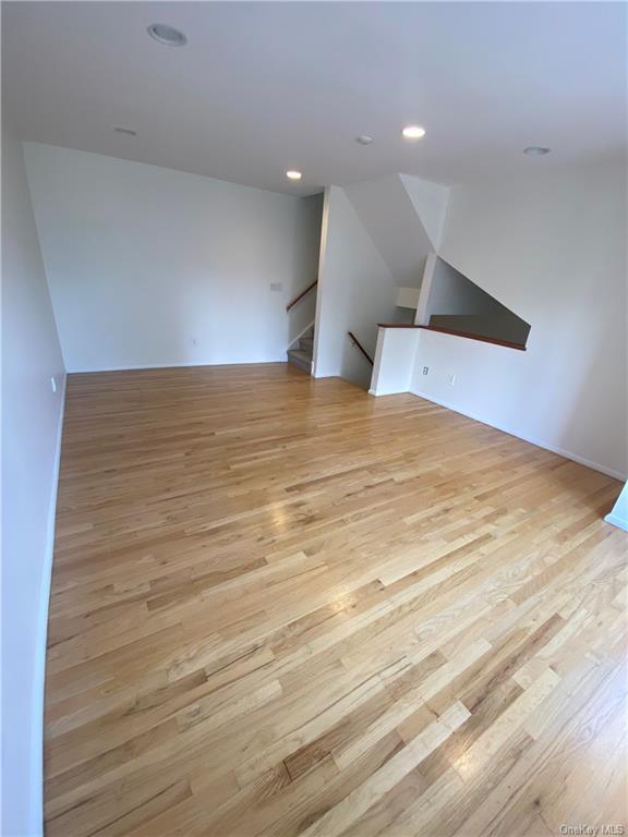 Building Photo - 39 Village Green