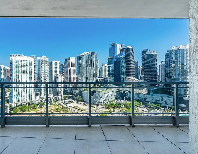 Foto principal - 90 SW 3rd St