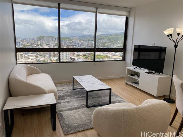 Building Photo - 2499 Kapiolani Blvd