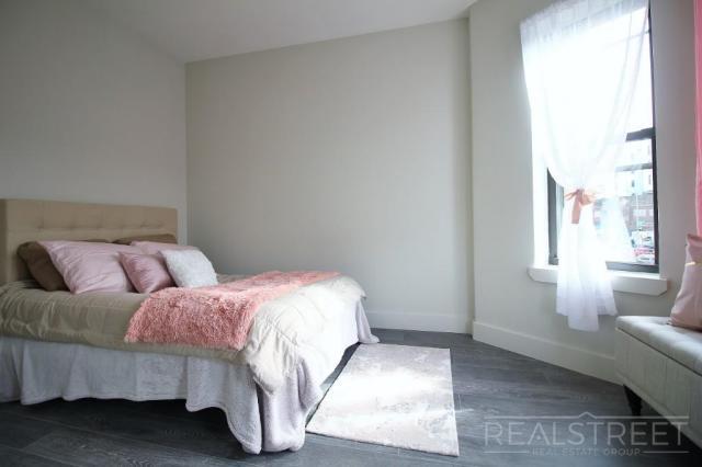 Foto del edificio - 1 bedroom in BROOKLN NY 11213