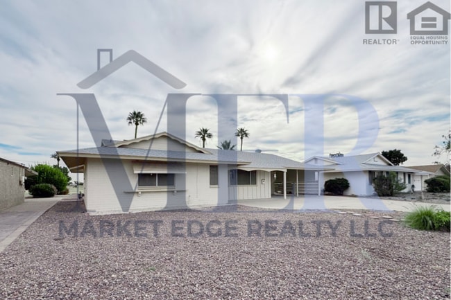 Building Photo - 2Bed/2Bath House in Sun City on Golf Course! Ready for Immediate Move-In!