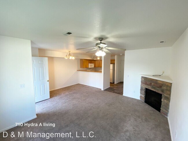 Building Photo - 3 br, 2.5 bath House - 710 Hydra Place Unit A