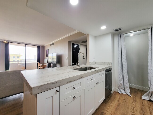 Foto del edificio - 3525 Sage Rd