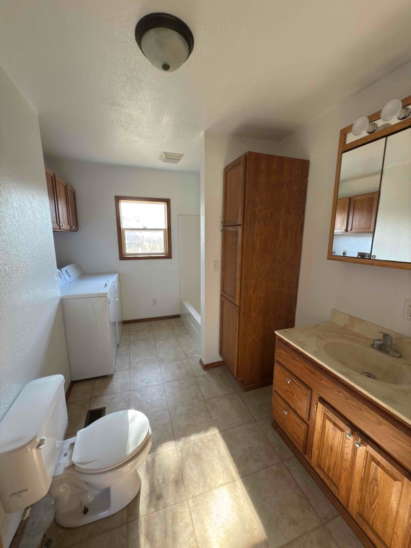 Foto del edificio - 215 1st St NW