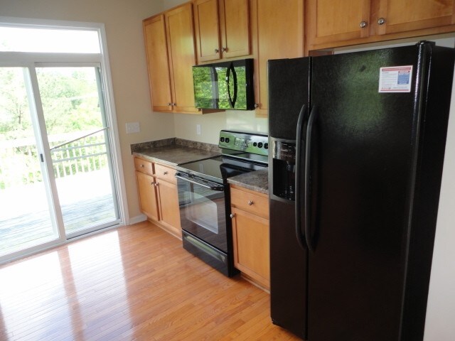 Foto del edificio - 1105 Willowedge Ct
