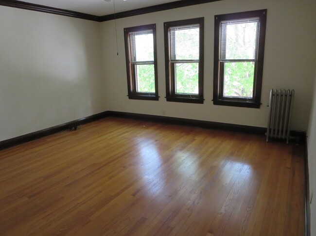 Foto del edificio - 3542 N Meade Ave