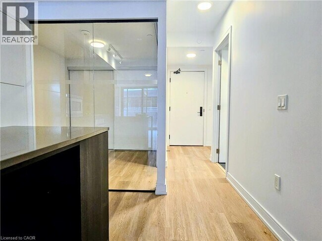 Building Photo - 1 Jarvis St