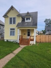 Building Photo - 1133 Edgewater Ave
