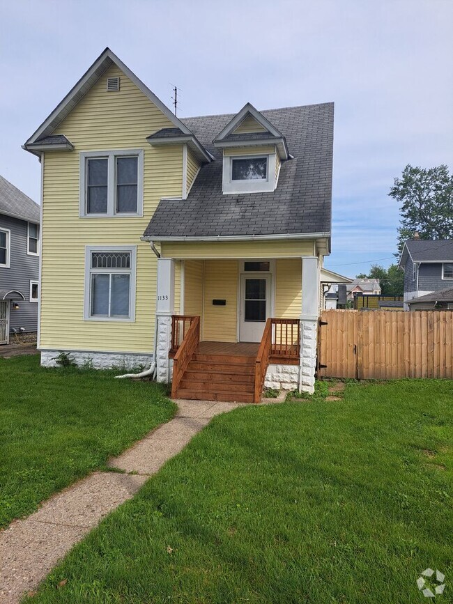 Building Photo - 1133 Edgewater Ave