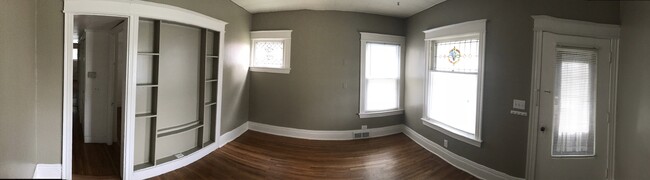 Building Photo - 1503 South Ave