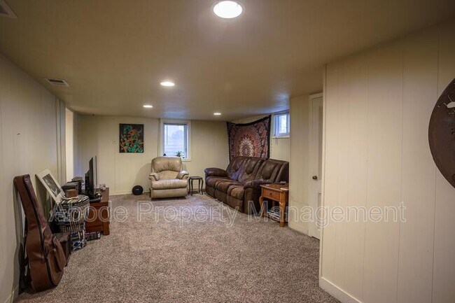 Foto del edificio - 501 W Mountain Ave