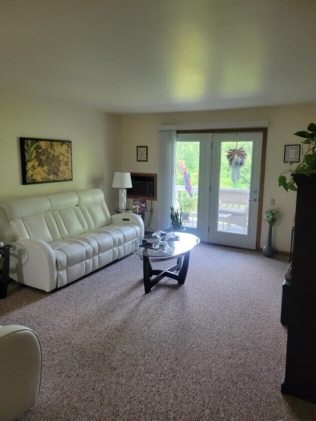 Foto principal - 510 Westlawn Dr
