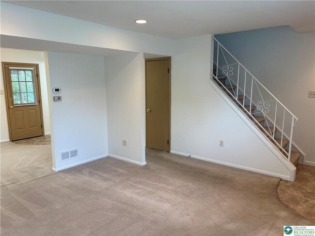 Building Photo - 167 Sunshine Dr